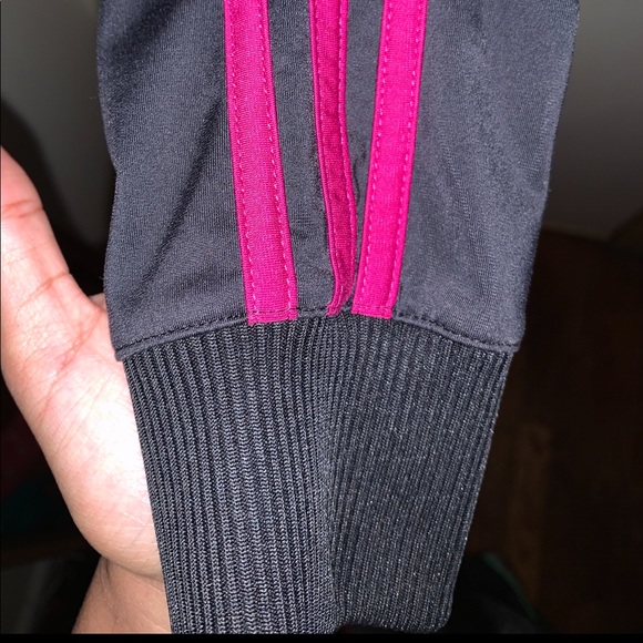🔥2 for $30🔥 Women’s Adidas Track Jacket - Picture 2 of 5